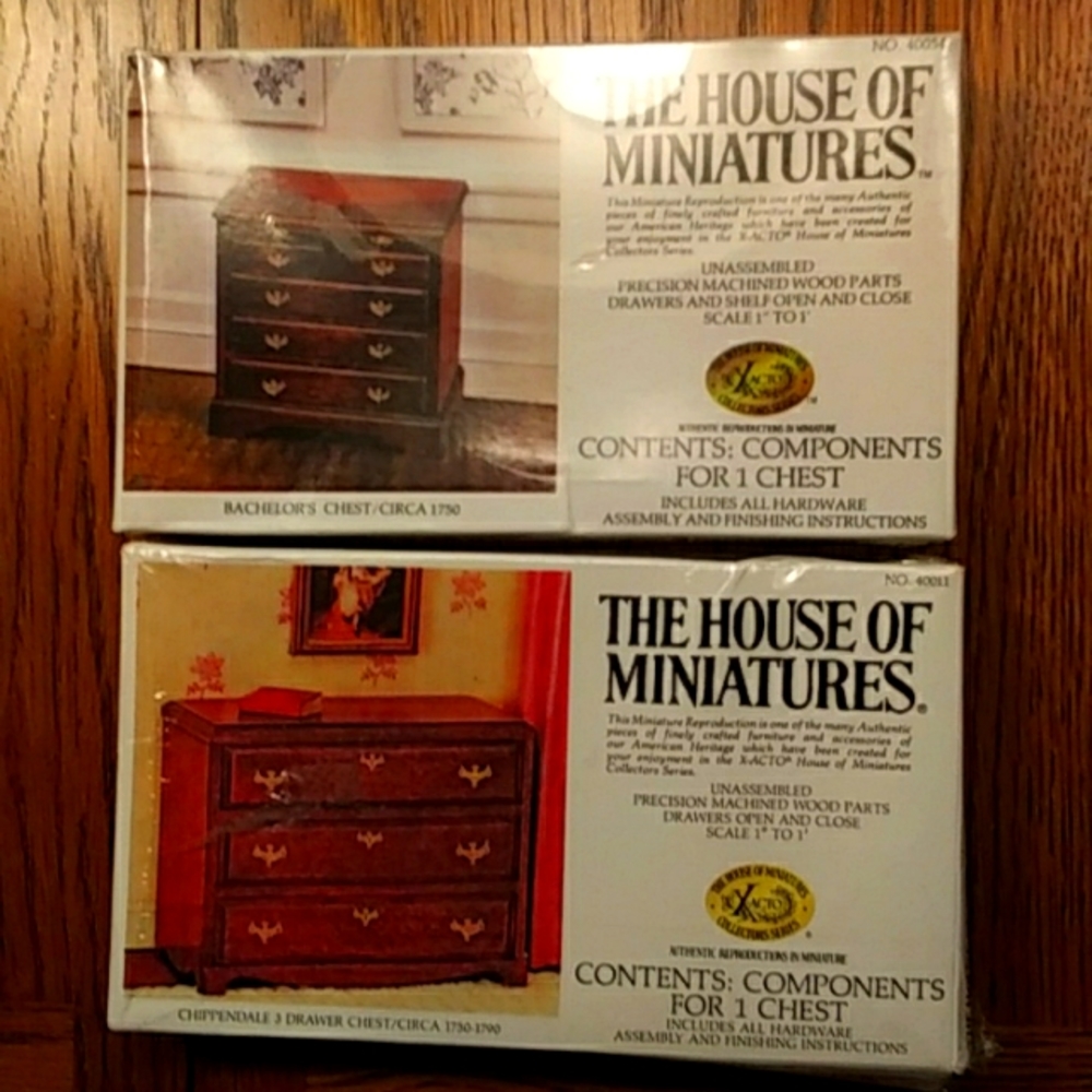 2 House of Miniatures Chests